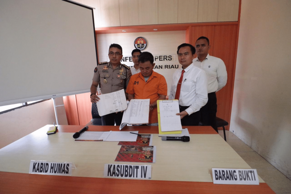 DITRESKRIMSUS POLDA KEPRI BERHASIL UNGKAP KASUS PENAMBANGAN PASIR ILEGAL DITRESKRIMSUS POLDA KEPRI BERHASIL UNGKAP KASUS PENAMBANGAN PASIR ILEGAL