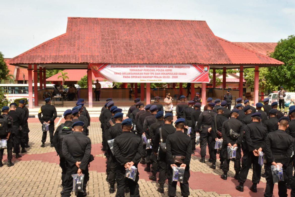 Pengamanan Pilkada, Wakapolda Kepri Sambut Personil Brimob Polda Riau dan Polda Babel