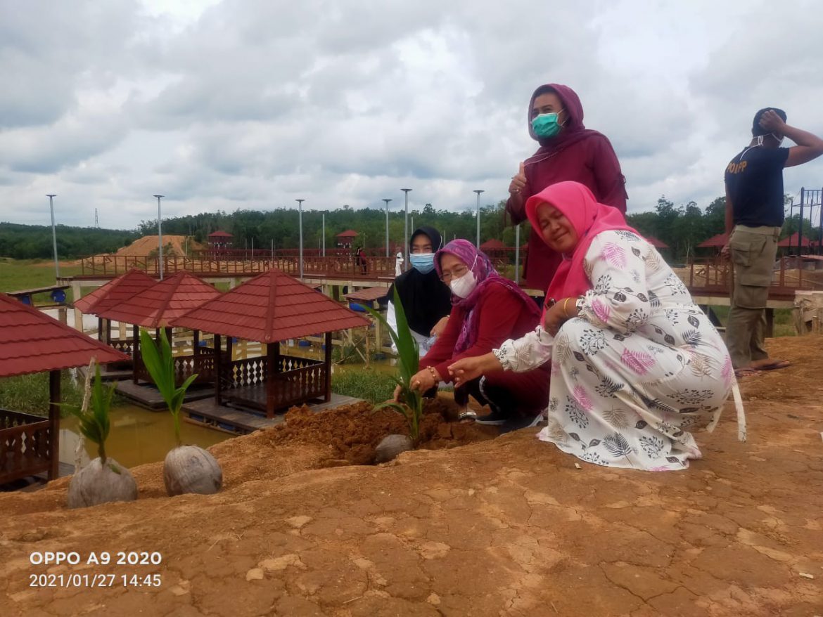 Ibu Bupati Mesuji, Ny. Nelli Wati Saply