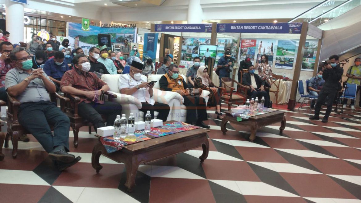 PT Cakra Bramastra Internasional menggelar Event Pariwisata Kepri Bangkit yang diselenggarakan di Atrium Timur Mega Mall Batam Centre, Batam, Jumat (05/02/2021)