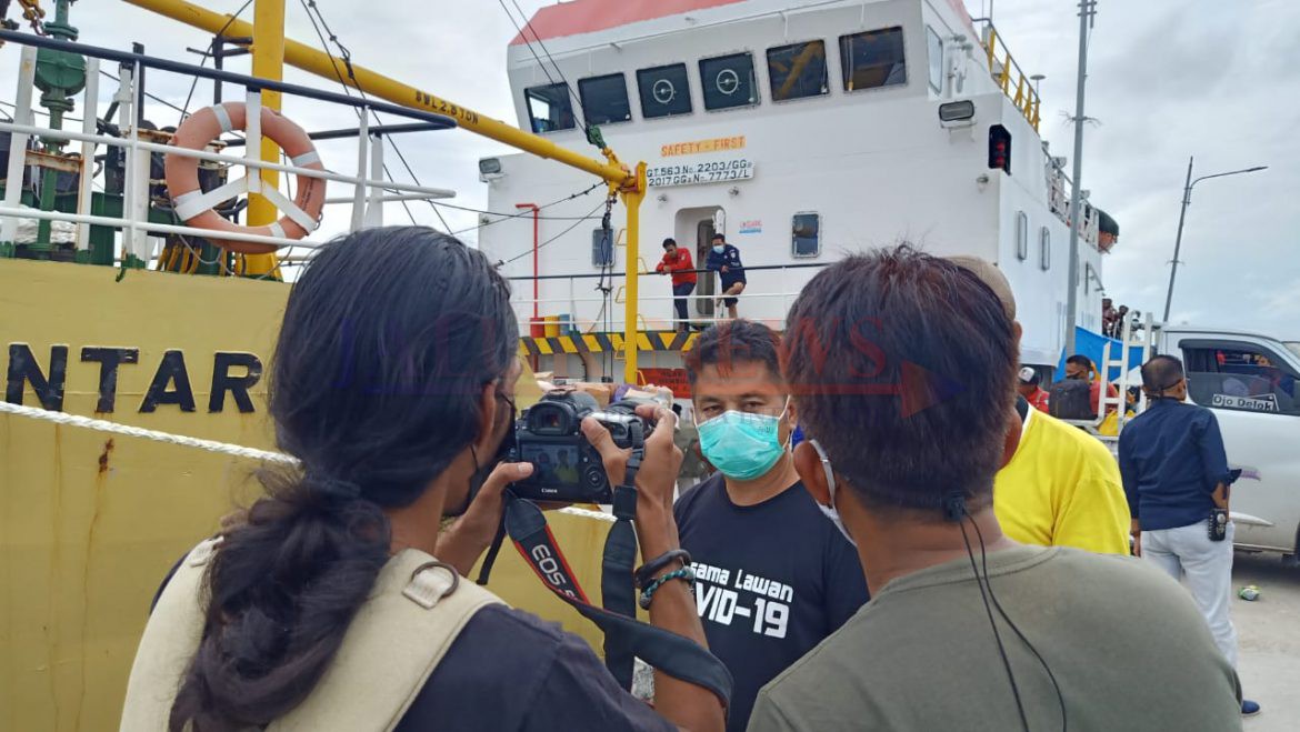Distribusi Vaksin Tiba di Pulau Sailus