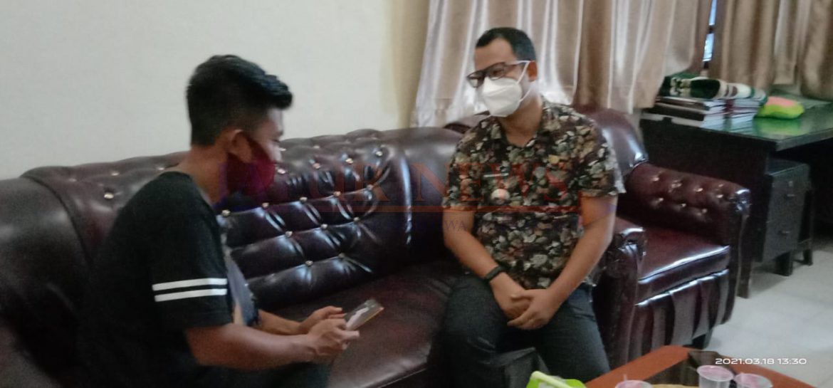 Sekertaris dinas pendidikan Kabupaten Mesuji, Yoga Puja Rama, butuh SMK unggulan (F. Jalurnews.com)