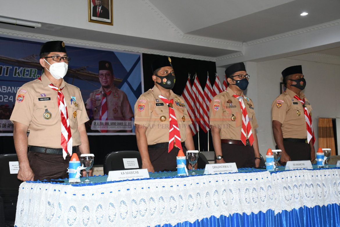 Pelantikan dan Rapat Kerja Pengurus Satuan Karya Pramuka Bahari Cabang Kota Makassar Dihadiri Danlantamal lV Makassar