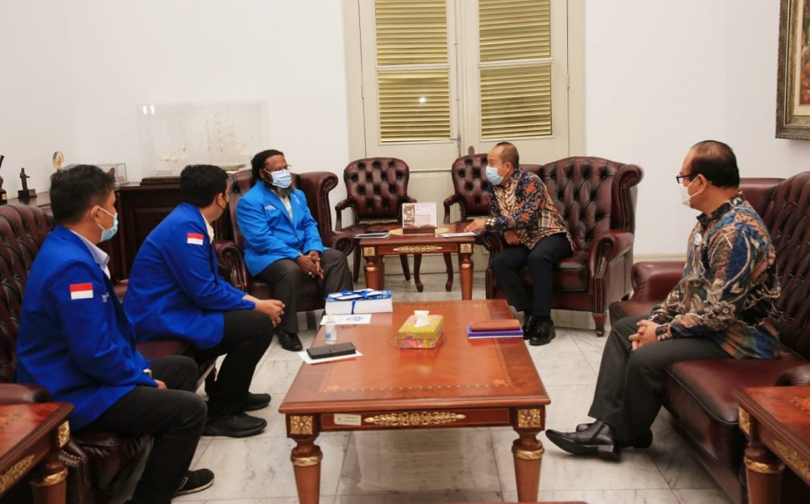 Gubernur Lemhanas Sambut Baik Kerjasama Dengan GMKI