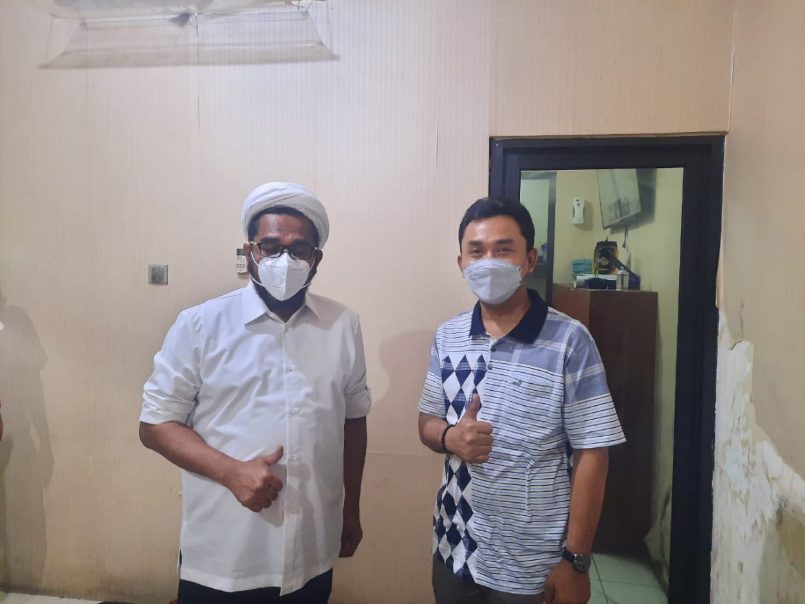 Staf Presiden Ali Mochtar Ngabalin Bersama Panasehat MCMI PW Provinsi Kepri M.Adil Wanadi,ST,Msi.