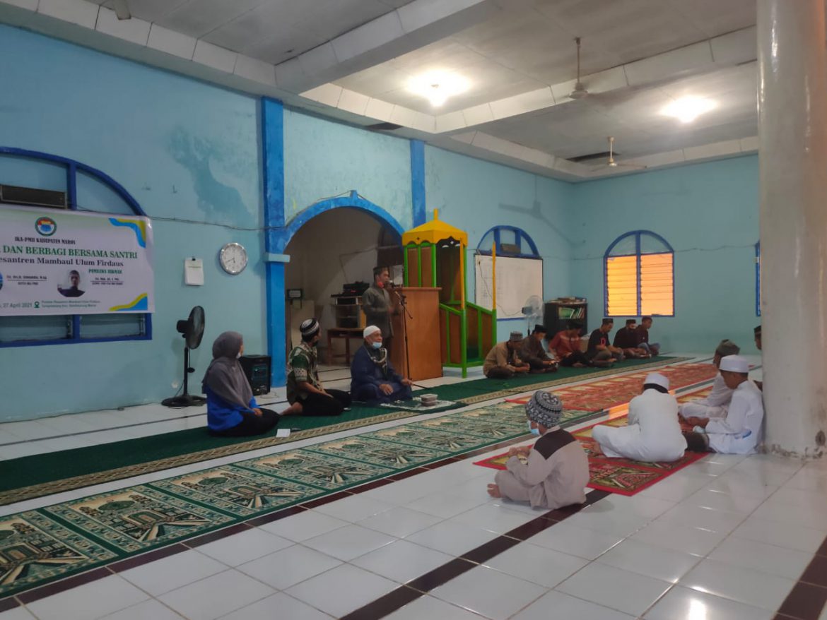 Saat Berlangsungnya Kegiatan Buka Puasa Bersama di Pondok Pesantren Mambaul Ulum Firdaus Maros ( Foto : Nur Fajriansyah )