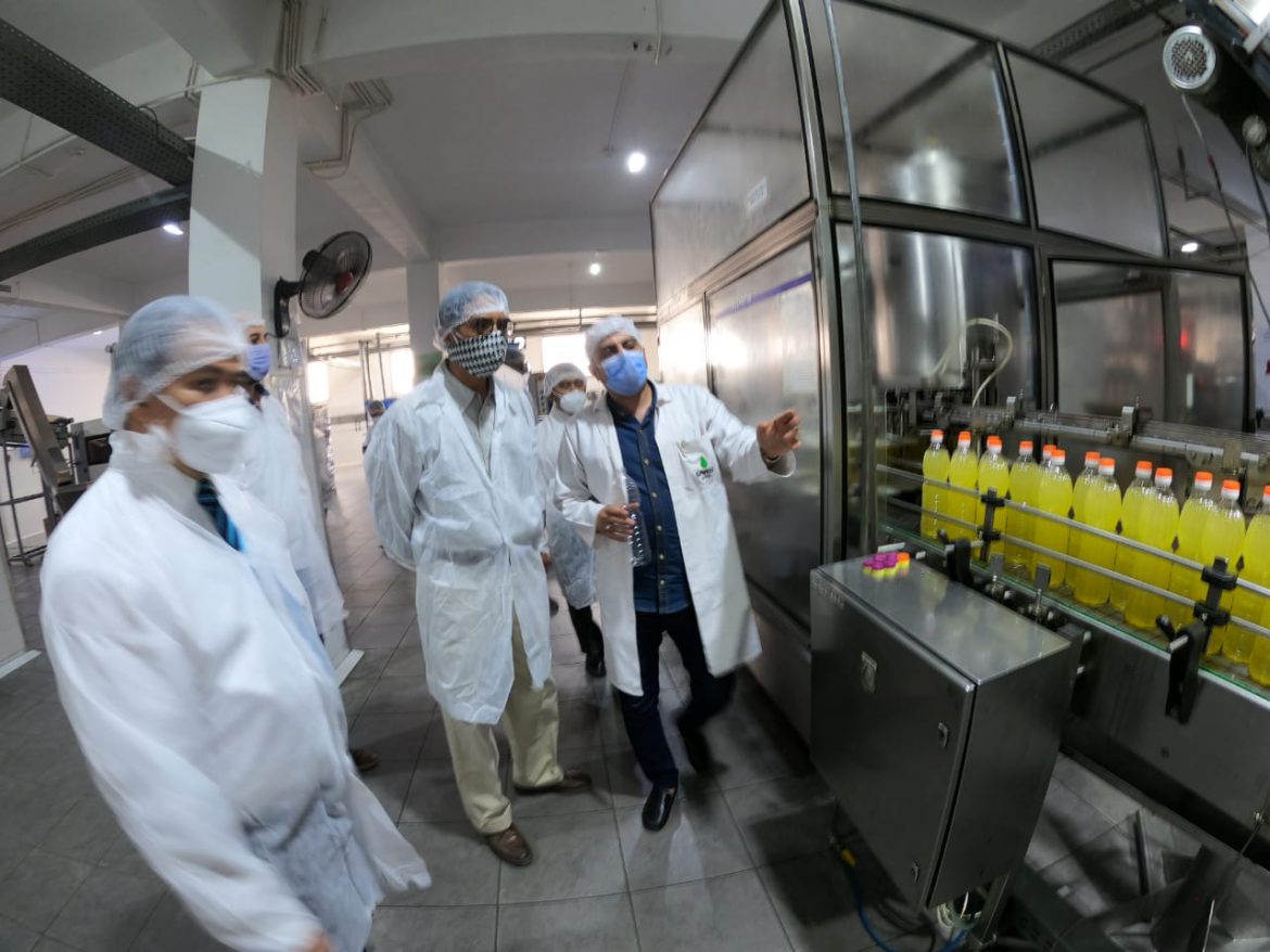 Duta Besar RI untuk Mesir, Lutfi Rauf saat bertemu dengan Pimpinan Savco Vegetable oils, Mr. Ammar Aboullaban pada (1/7/2021) di kawasan industri 10th Ramadhan City, Provinsi Sharqia, Mesir.