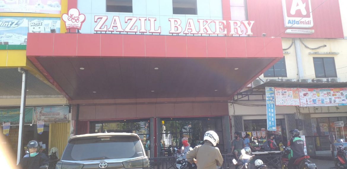 Cabang ke empat outlet zazil bakery Cabang ke empat outlet zazil bakery