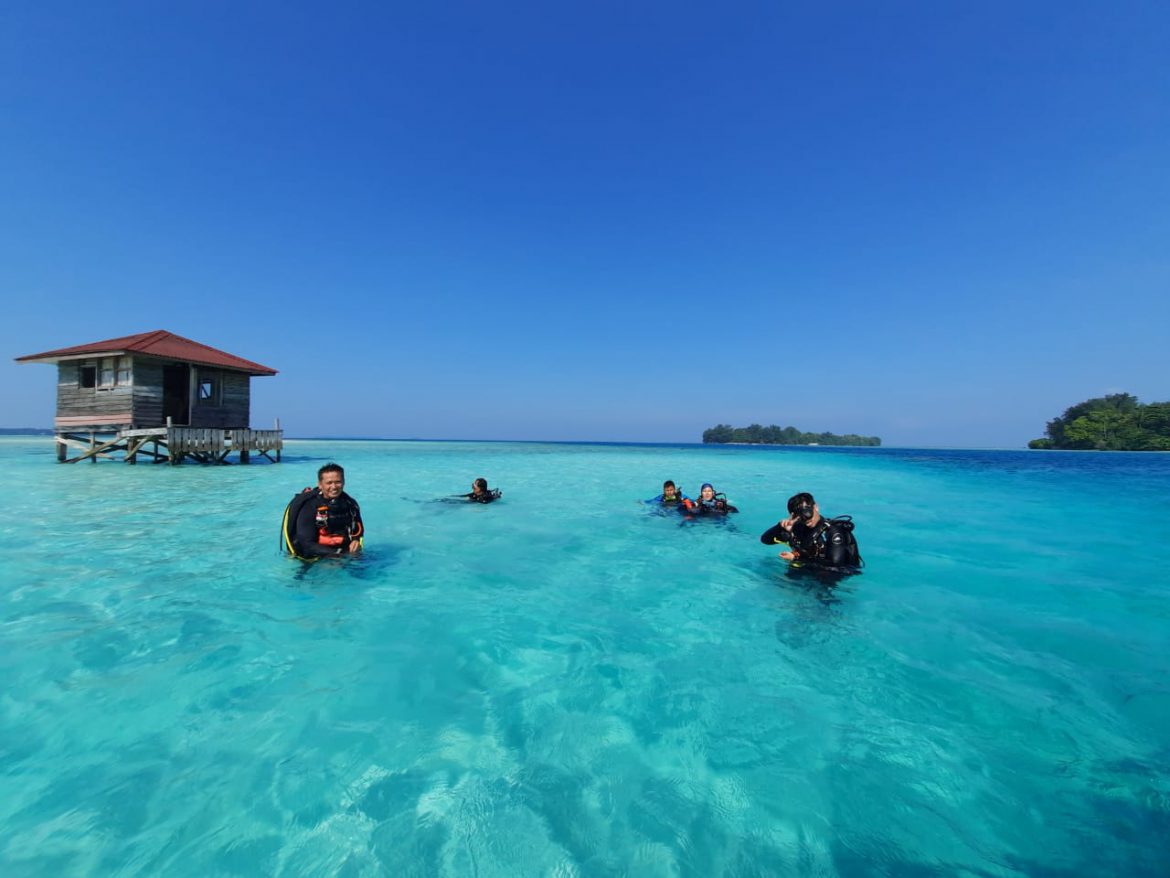 Wisata khusus selam di Kepulauan Seribu, DKI Jakarta Wisata khusus selam di Kepulauan Seribu, DKI Jakarta