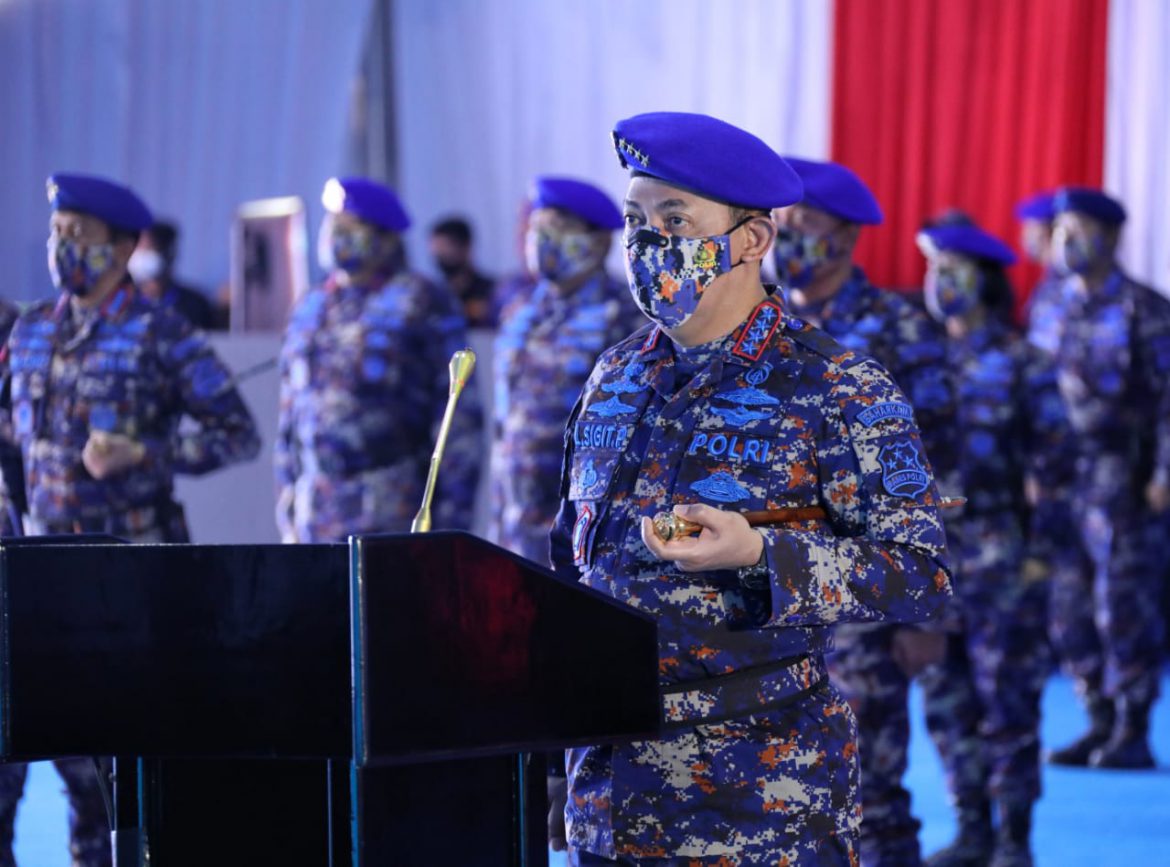 Kapolri Jenderal Listyo Sigit Prabowo hadiri HUT ke-71 Korpolairud Baharkam Polri di Mako Ditpoludara, Rabu (1/12/2021).