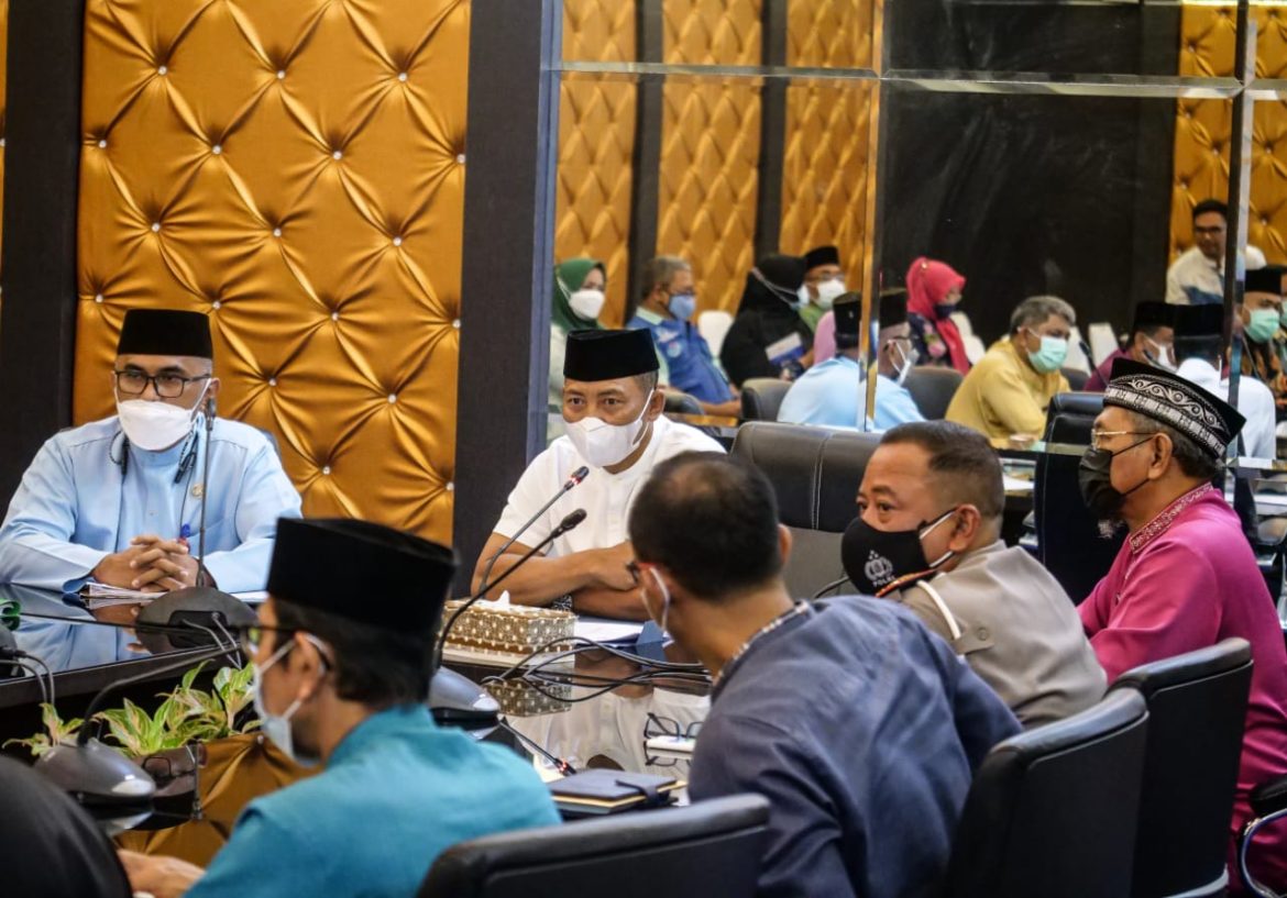 Rapat Koordinasi Gugus Tugas Kabupaten Layak Anak (KLA) untuk Tingkat Nasional di Ruang Rapat 2 Kantor Bupati Bintan, Jum'at (25/2) siang.(Foto: Diskominfo Bintan)