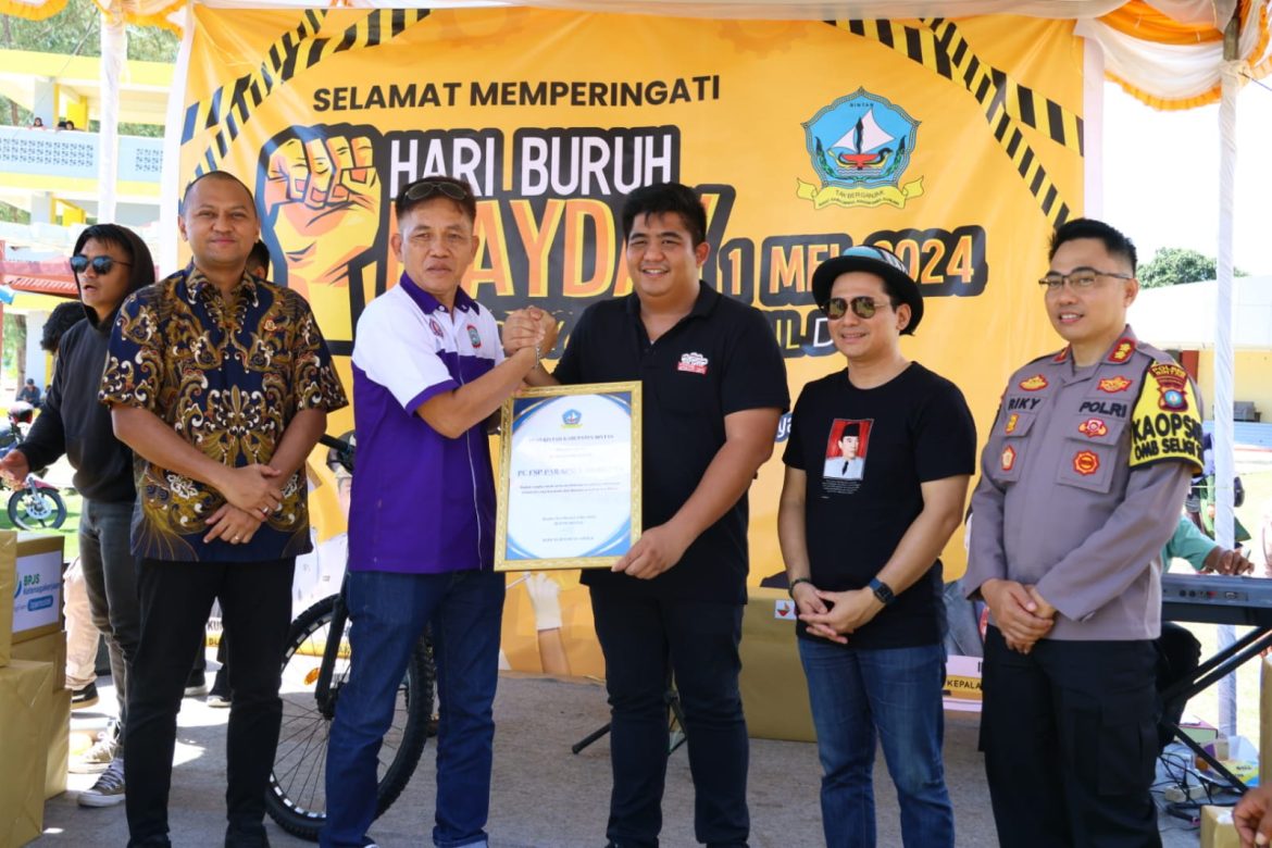 WhatsApp Image 2024-05-01 at 21.30.39 (1)